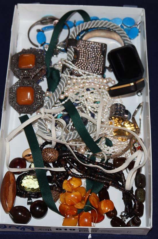 A quantity of assorted costume jewellery, including a marcasite bracelet